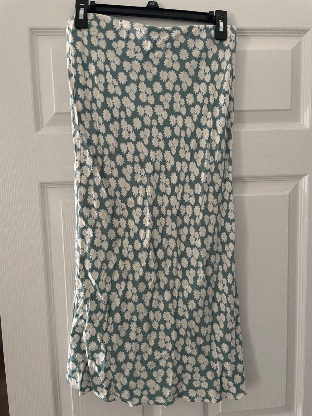 Floral Midi Skirt in Light Teal with White Daisies